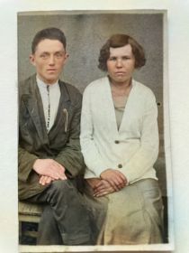 Труженик тыла Соловьёва Серафима Харитоновна с мужем - участником Великой Отечественой войны Соловьёвым Фёдором Алексеевичем