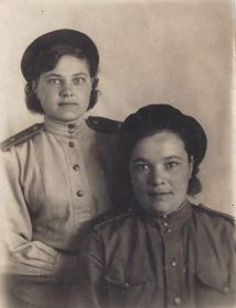 18.04.1944г. Тушино-Москва (в командировке) с Дусей Тершуковой.