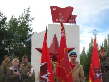 Памятник, посвященный подвигу бойцам 20-й танковой бригады в д. Агафоново сп Никольское Одинцовский р., ценою собственной жизни остановивших фашистов на подступах к Москве осенью 1941 года.