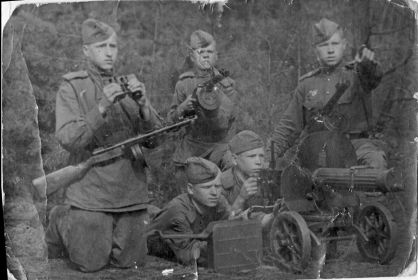 Фотографии военного времени Чудова Ивана Андреевича