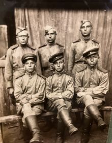 Фотография 22 июня 1944г. г.Красноярск. Дорогим родителям на память