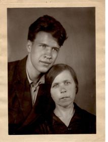 Д.П. Николин с матерью Ольгой Алексеевной
