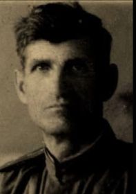 Кулинич Тихон Федорович - зам. начальника по политчасти ЭГ 5939