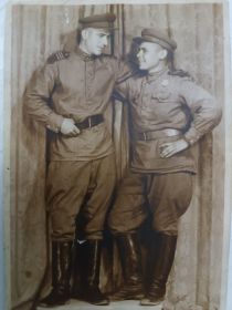 Березиков Анатолий и Григорий Рыбалко 12.06.1946 г.Прага