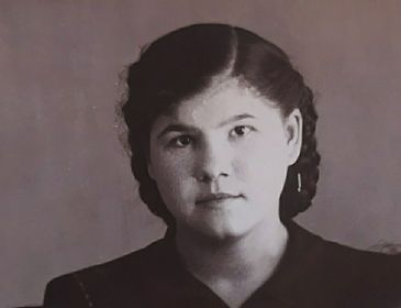 Багия - студентка медучилища