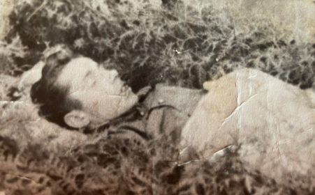 Похороны Василия Петровича Ужанова (фото сослуживцев, отправленное матери Анне Федоровне Ужановой)