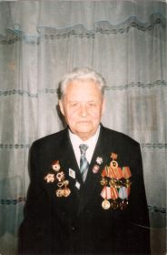 Гаврил Константинович. Караганда 2001 год.