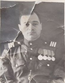Иван Иванович с наградами