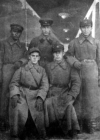 Фото на службе с сослуживцами (1937 год)
