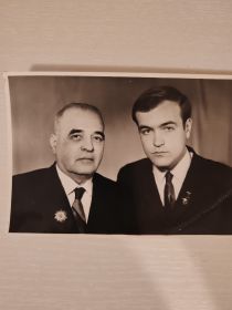 С сыном Захожае Александром