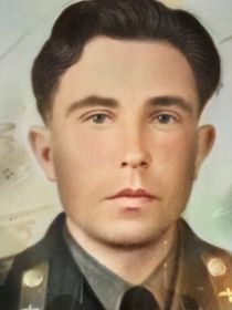 Атапин Николай Григорьевич в молодости