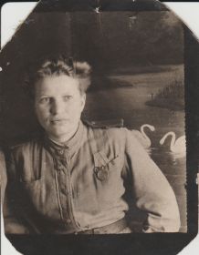 4 апреля 1944 год - Первомайск. Евдокия Ивановна Зайцева на память родным