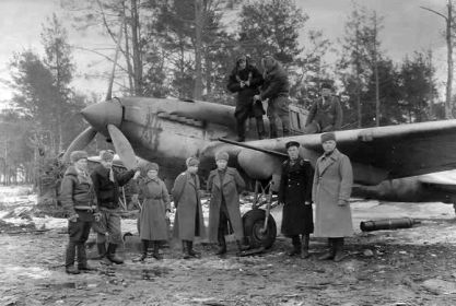 958 шап. 01.1944. Летный состав авиационного звена 1 авиационной эскадрильи."