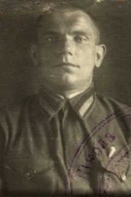 Командир звена лейтенант МИШИН Е. А.