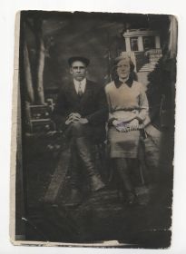 Елисеев Андрей Алексеевич с женой Федосьей Михайловной, 1930-е