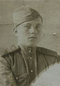 Фотография курсанта В.устюгского военно-пехотного училища Романова К. В.
