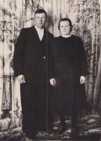 Вместе с женой, Евдокией Львовной