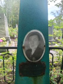 фотография  портрета с памятника
