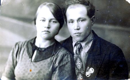 Шаврин Варсонофий Фёдорович с супругой Анной Павловной  фото(1938г.)