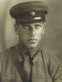 А. Д. Пивоваров, 1940 г.
