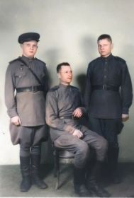 Александр Селиверстович вместе с сослуживцами г.Ужгород