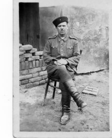 1945 год. Иван Ксенофонтович Гарин 1896 года рождения. Австрия. 3 Украинский фронт. 46 армия.