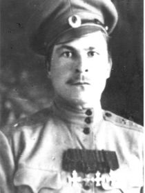 Подпрапорщик НЕДОПЕКИН И. К., полный кавалер солдатского ордена Святого Георгия и Георгиевской медали.