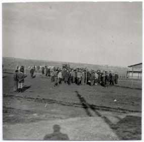 Бад-Зульцбах. Шталаг XIII A, лагерь для военнопленных. Визит делегата МККК М. Фридриха. 1940 год