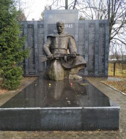 Мемориал "Неизвестный солдат" на Ярославском шоссе в г. Пушкино Московской обл.