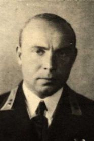 Старший батальонный комиссар ТРОЩЕНКО Я. А.