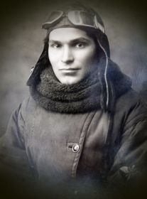 Моргунов Иван Иванович. С сентября 1940 по 22 июня 1941 года политрук, зам.командира эскадрильи по политчасти 317 разведывательного авиационного полка (317 рап), Одесский военный округ.