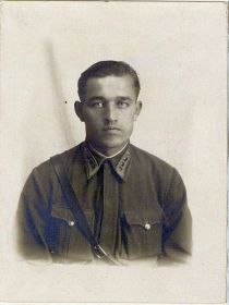 Михасев Дмитрий Васильевич , Ст.лейтенант , 1940 - 1941 гг. (Фото из семейного архива внука Михаила Николаева)