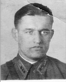 Михасев Дмитрий Васильевич , ст. лейтенант, 1938 - 1941 гг.  (Фото из семейного архива внука Михаила Николаева)