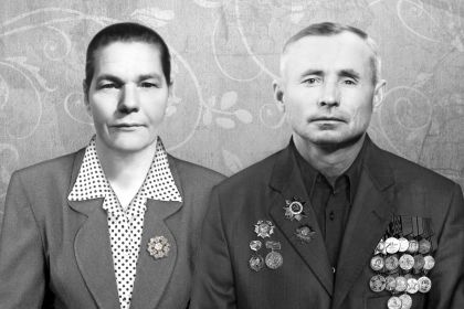 Екатерина Петровна с мужем Татур Иваном Антоновичем