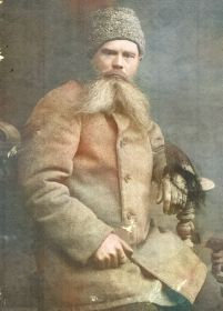 «ЧТОБЫ ПОМНИЛИ» ★ Вторая мировая война.  Галицкий Павел Ефимович, партизан Бытошской партизанской бригады (Брянская область), оружейный мастер,фото - конец 1940-х гг.
