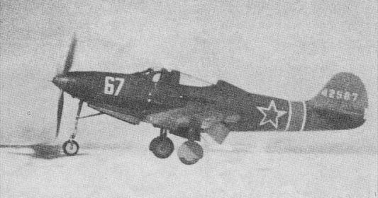 Взлетает P-39 Q-15 68 гв. иап. Зима 1944-45гг.
