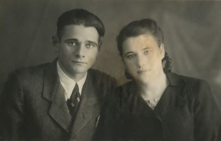 Василий Андреевич Самотаев (1926-1991) с женой Анастасией.