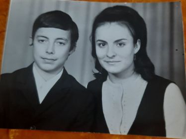 Дети: Татьяна и Сергей