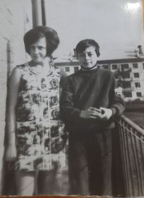Дети: Галина и Сергей