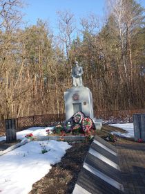 Братская могила Озаричи