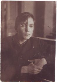 1936 год - Зима - 8 класс - На память В. Дружкиной от брата Федора Федоровича Дружкина