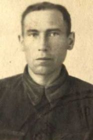 Одно из фото в личном деле