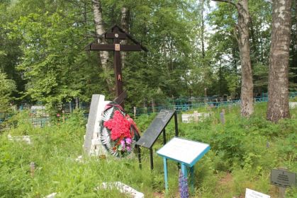 Деревня Дубровка. Братское захоронение советских воинов