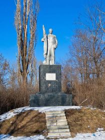 Памятник погибшим шахтёром на шахте им Буденного №21  в 1930 г.