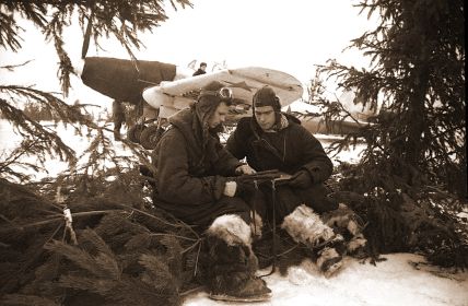 312 шап. 1941. Пилот младший лейтенант Уваров И. П. и командир звена аэ старший лейтенант Косенков С. П.