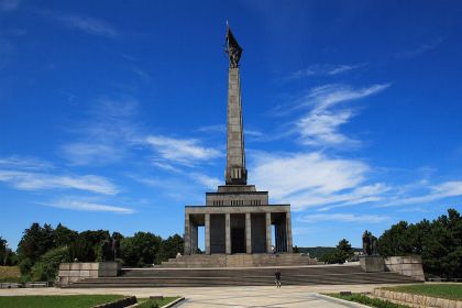 Город Братислава, мемориал "Славин", где покоится Рыбкин М. Г.