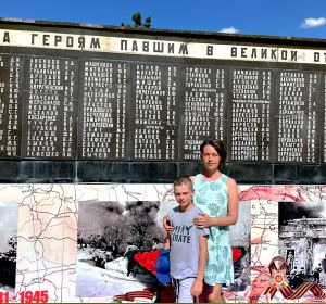 Надгробные плиты братской могилы с. Терновка, Балаклавский р-н, Крым.