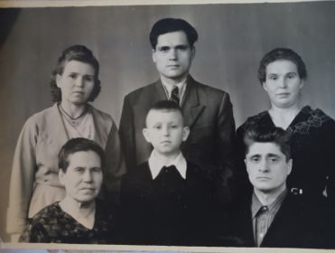 Семья Аштуевых