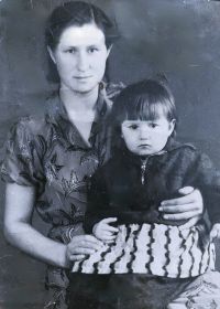Валентина с дочкой Светой