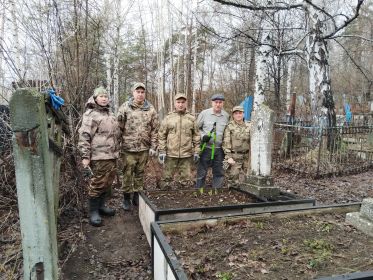 26 апреля 2025г субботник на "татарской" части кладбища